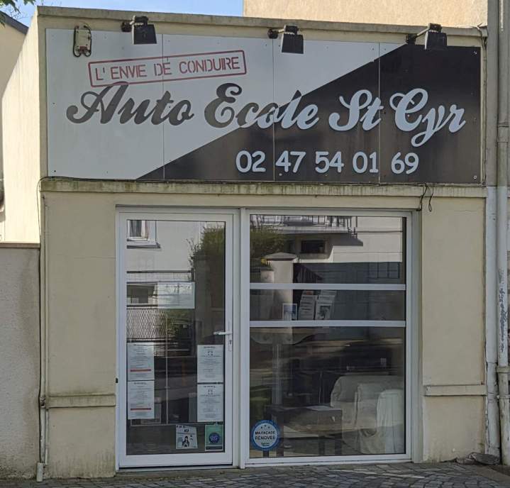 Auto école Saint-Cyr